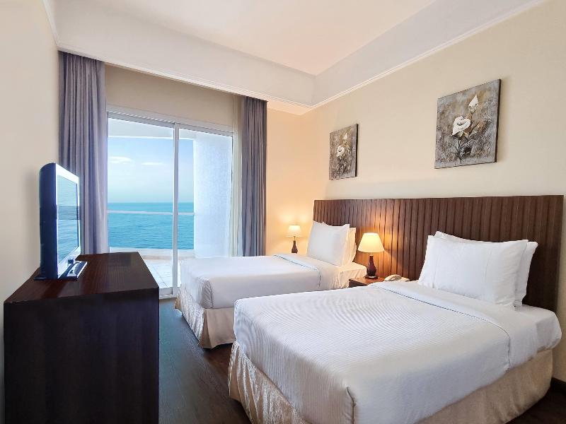 Ramada By Wyndham Beach Hotel Ajman image