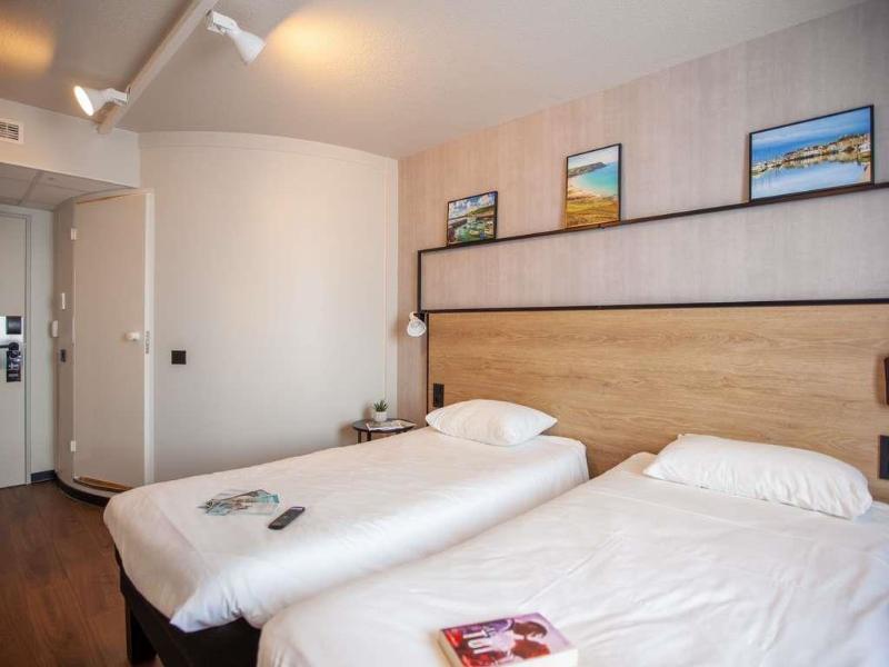 ibis Cherbourg La Glacerie image