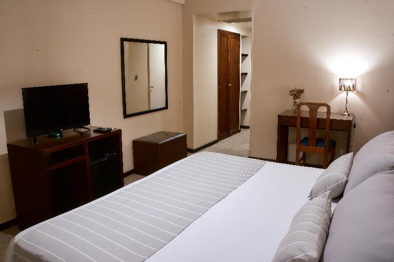 Hotel Catalinas Tucuman image