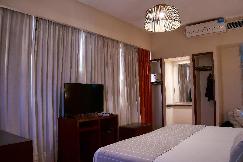 Hotel Catalinas Tucuman image