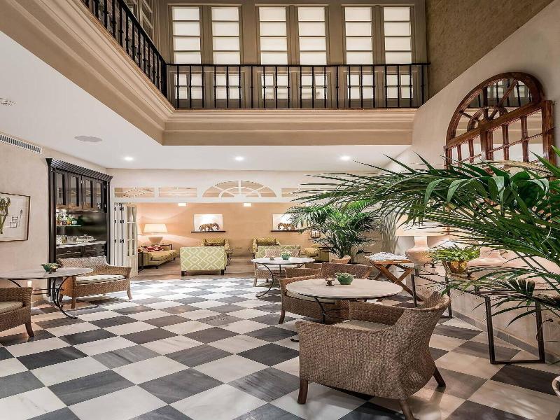 Corral del Rey Hotel image