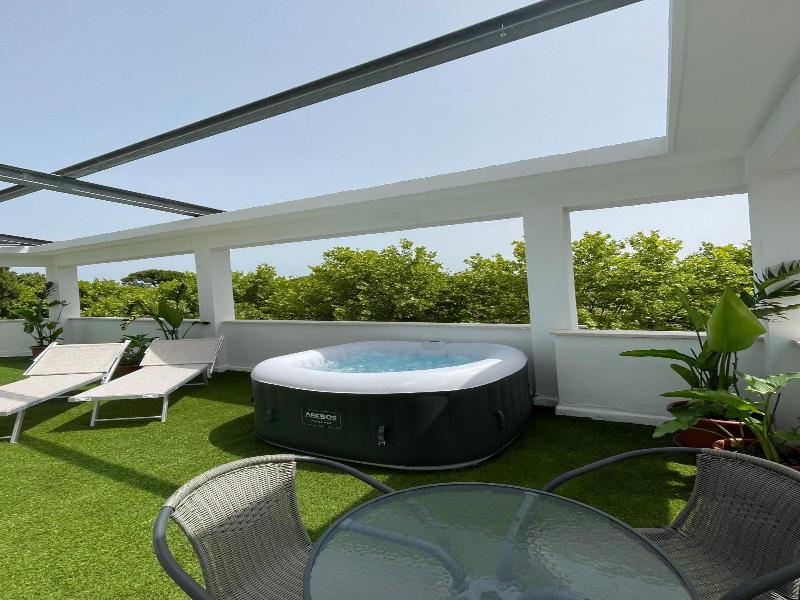 Elite Hotel image