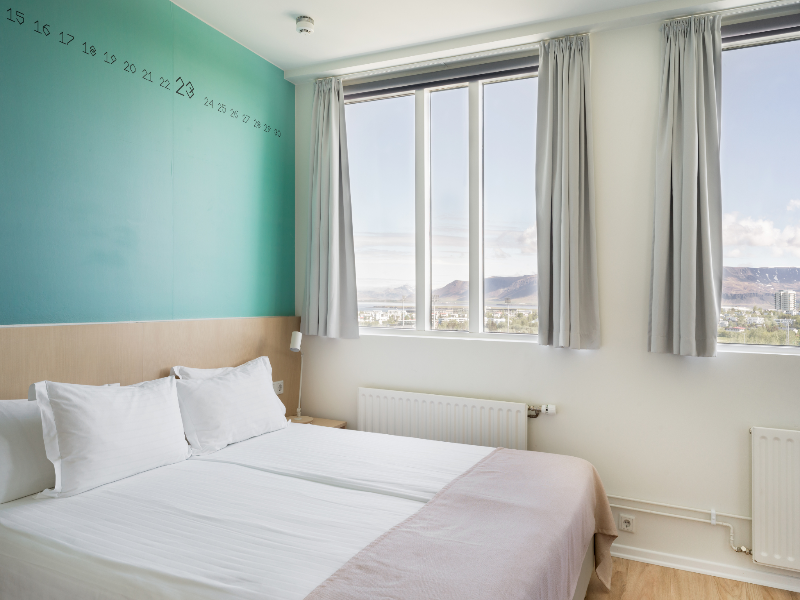 Reykjavik Lights by Keahotels image