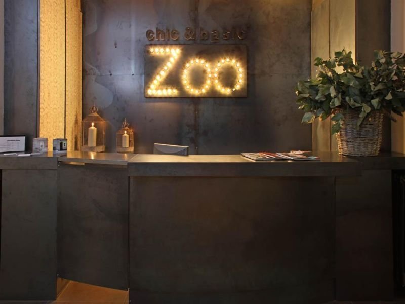 CHIC AND BASIC ZOO