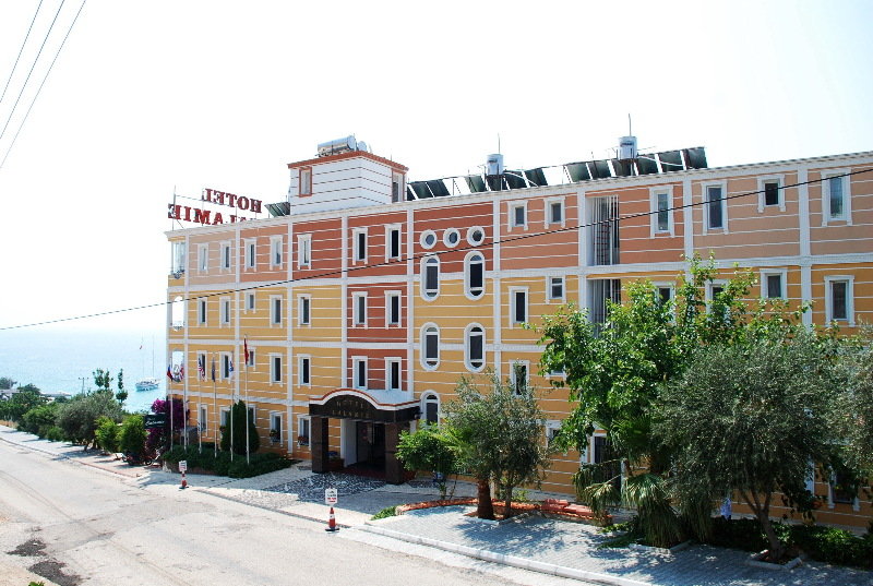 CALAMIE HOTEL