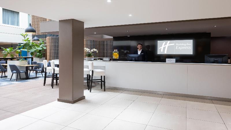 Holiday Inn Express The Hague Parliament