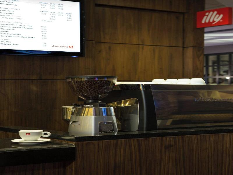 Baltimore Marriott Inner Harbor at Camden Yards image