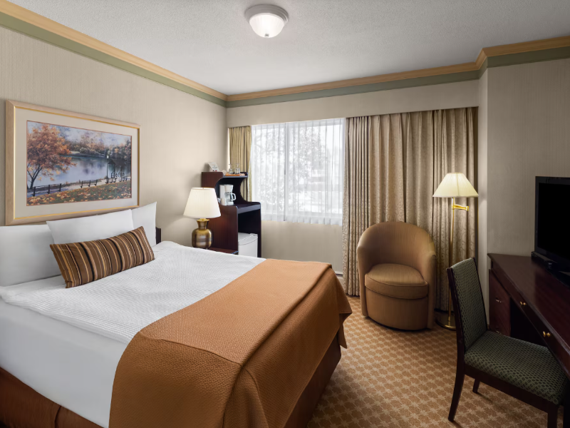 Royal Scot Hotel & SUI, Trademark Coll by Wyndham image