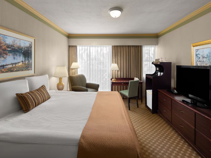 Royal Scot Hotel & SUI, Trademark Coll by Wyndham image