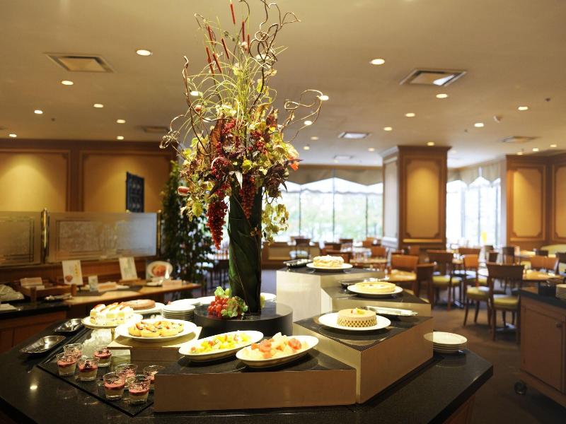 Hotel Okura Niigata image
