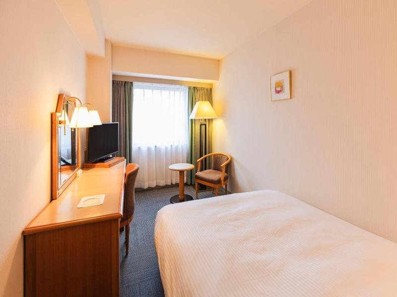 Hotel Sunroute Niigata image