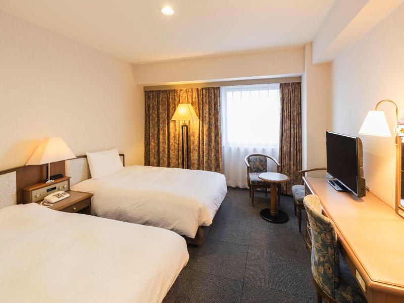 Hotel Sunroute Niigata image