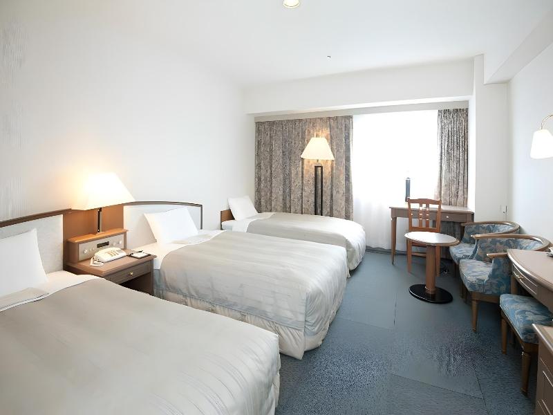 Hotel Sunroute Niigata image