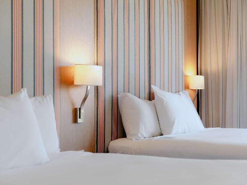 Mercure Gold Coast Resort image