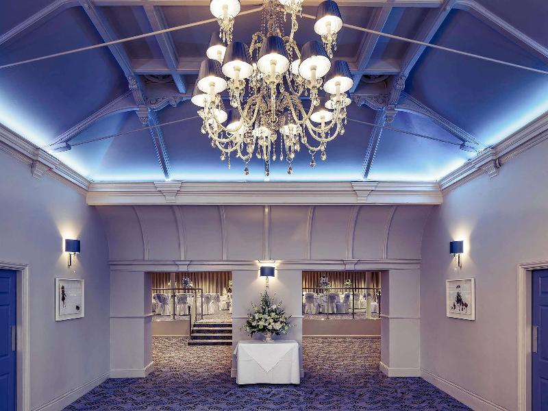 Mercure Gloucester Bowden Hall Hotel image