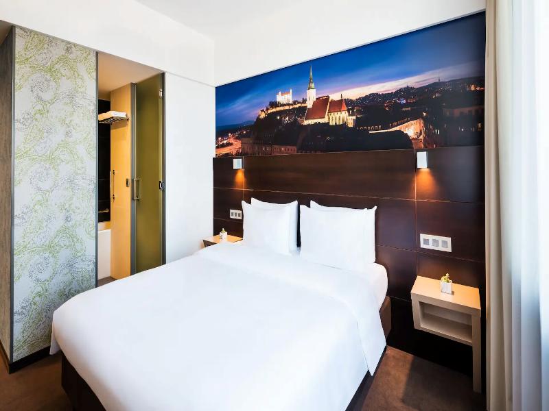 Lindner Hotel Bratislava image