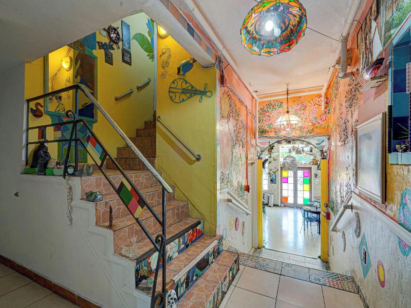 James Hotel image