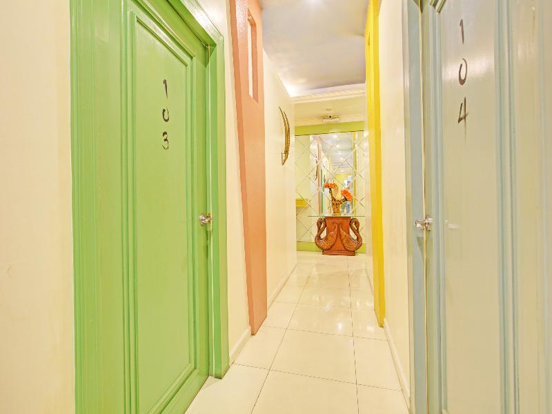 Townhouse OAK Makati Manila Near Pasay Evangelista image