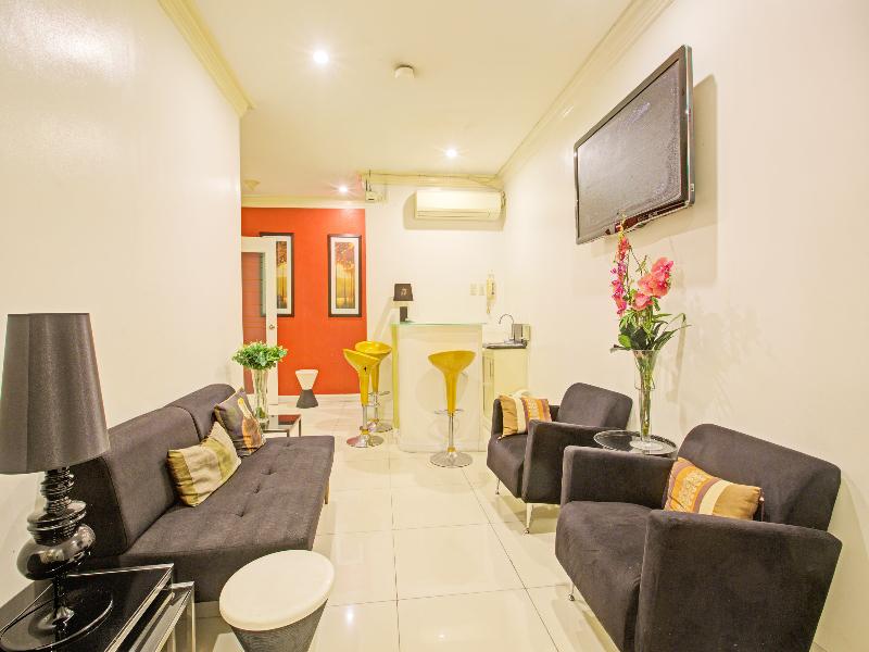 Townhouse OAK Makati Manila Near Pasay Evangelista image