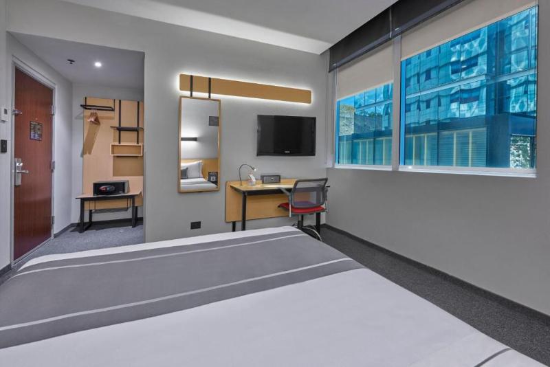 City Express Plus by Marriott Santa Fe image