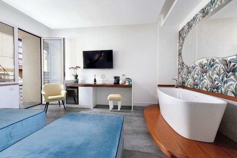 Tasso Suites image