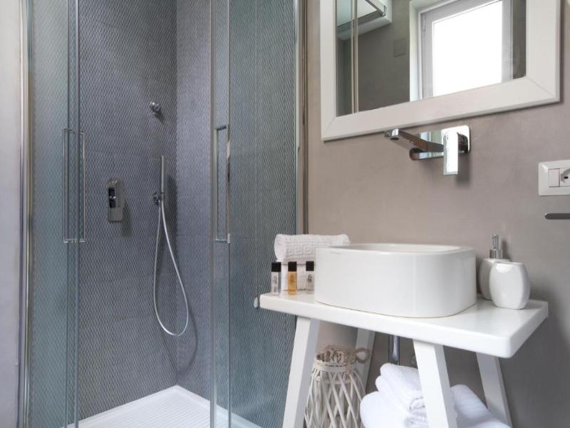 Tasso Suites image