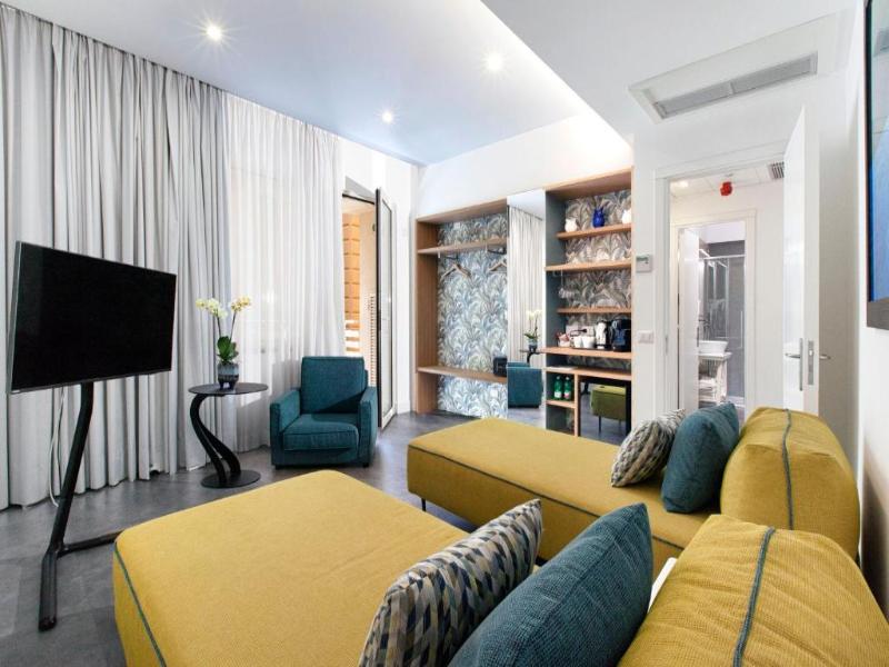 Tasso Suites image