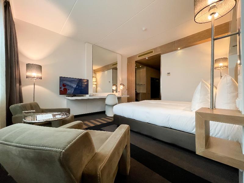 Westcord WTC Hotel Leeuwarden image