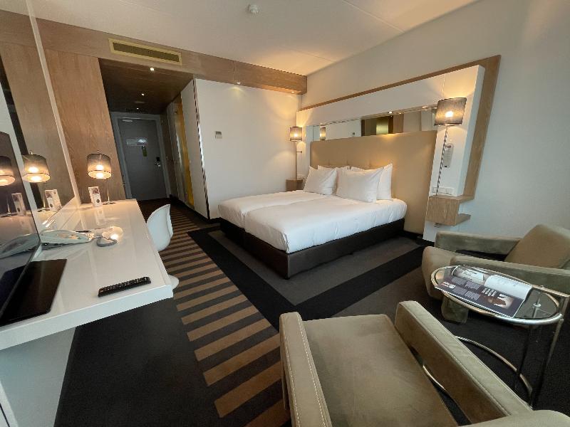 Westcord WTC Hotel Leeuwarden image
