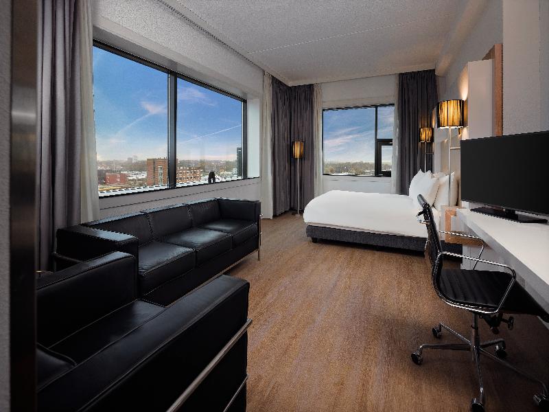 Westcord WTC Hotel Leeuwarden image