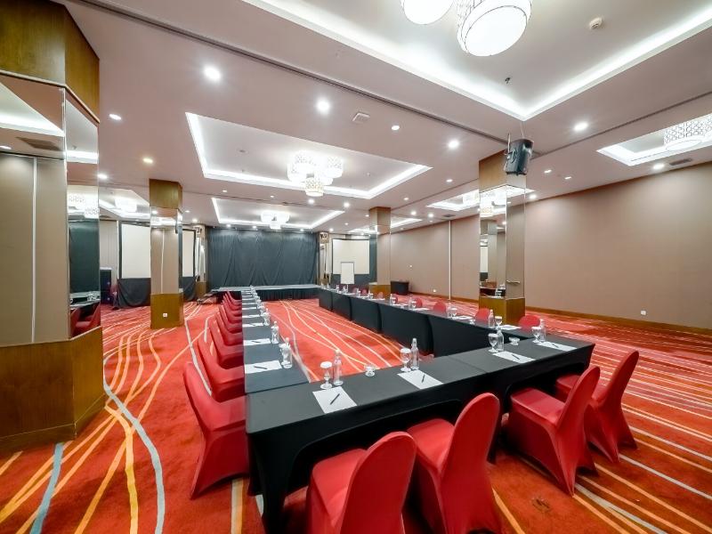 Aston Pluit Hotel & Residence image