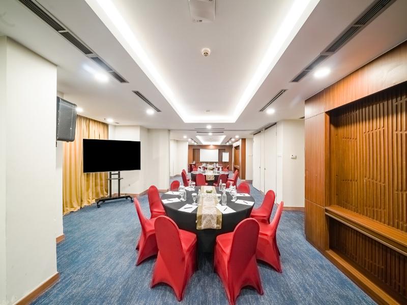 Aston Pluit Hotel & Residence image
