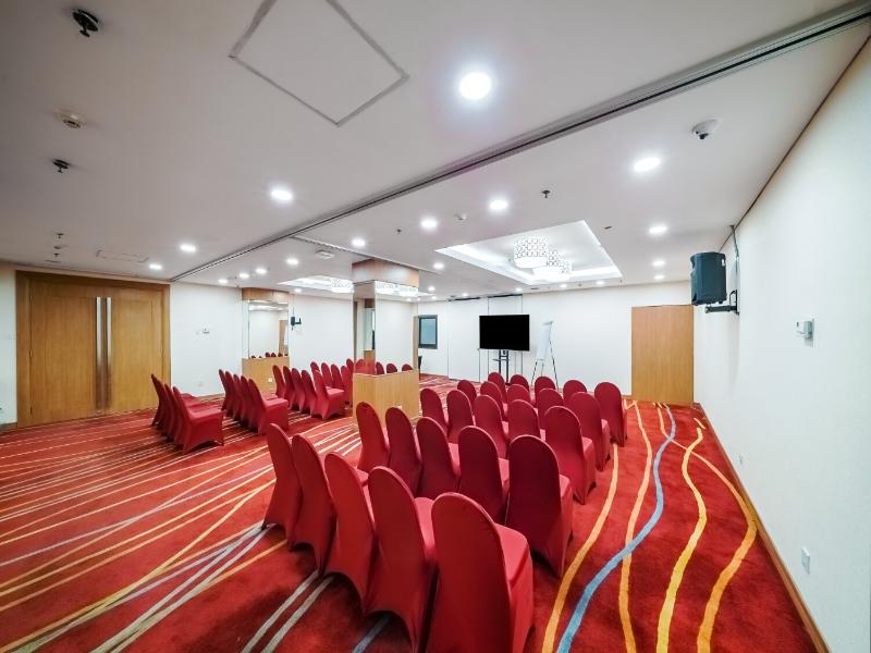 Aston Pluit Hotel & Residence image