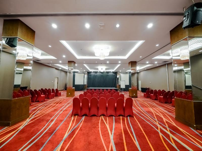 Aston Pluit Hotel & Residence image