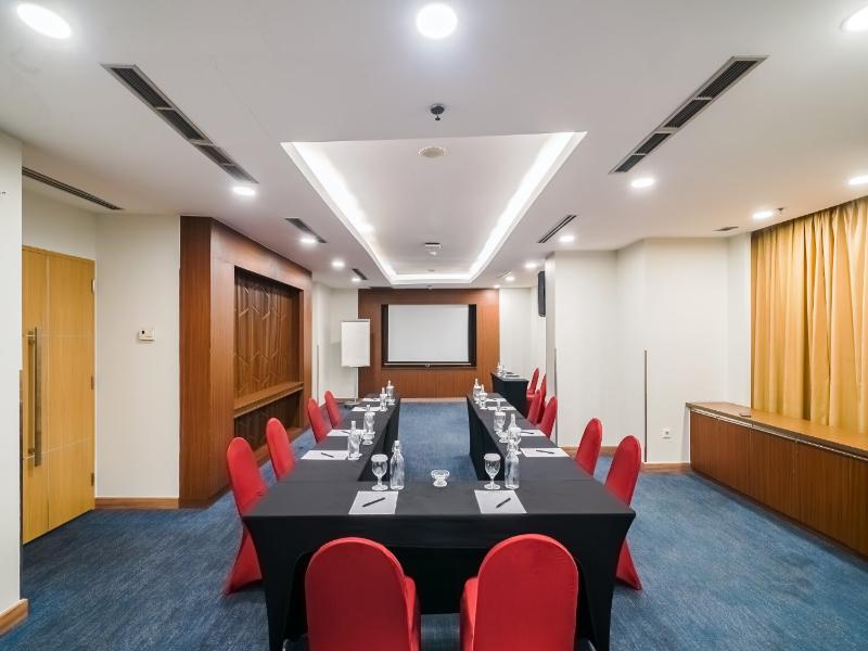 Aston Pluit Hotel & Residence image