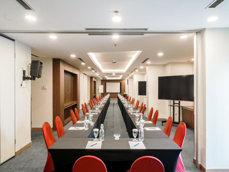 Aston Pluit Hotel & Residence image