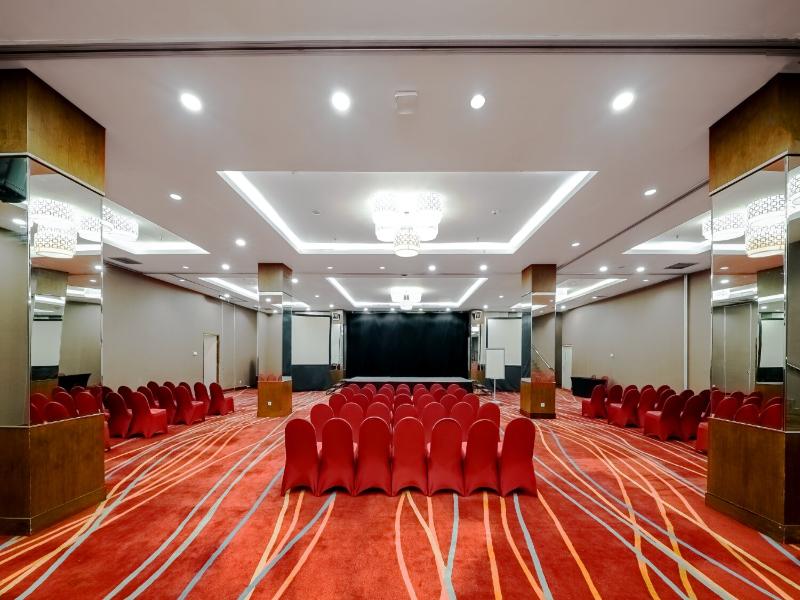 Aston Pluit Hotel & Residence image
