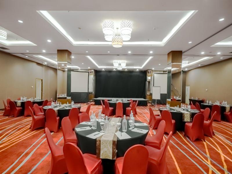 Aston Pluit Hotel & Residence image