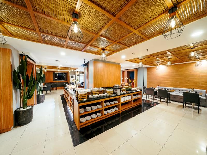 Aston Pluit Hotel & Residence image