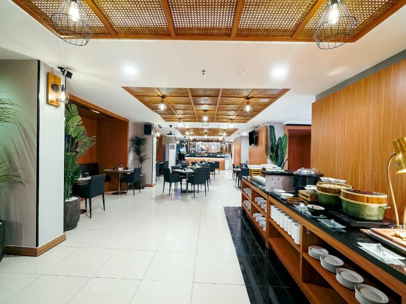 Aston Pluit Hotel & Residence image