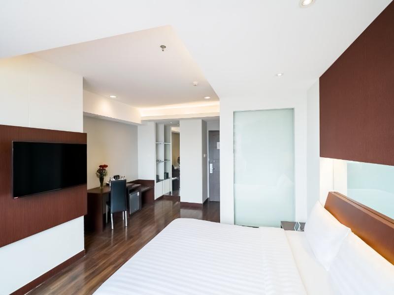 Aston Pluit Hotel & Residence image