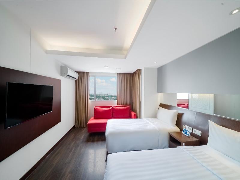 Aston Pluit Hotel & Residence image