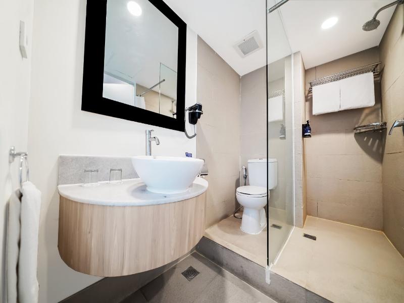 Aston Pluit Hotel & Residence image