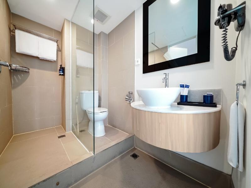 Aston Pluit Hotel & Residence image