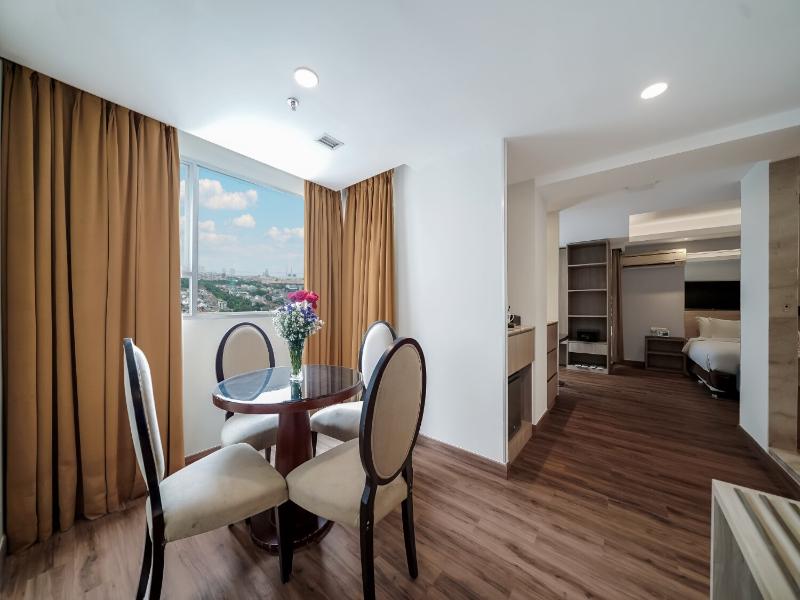 Aston Pluit Hotel & Residence image