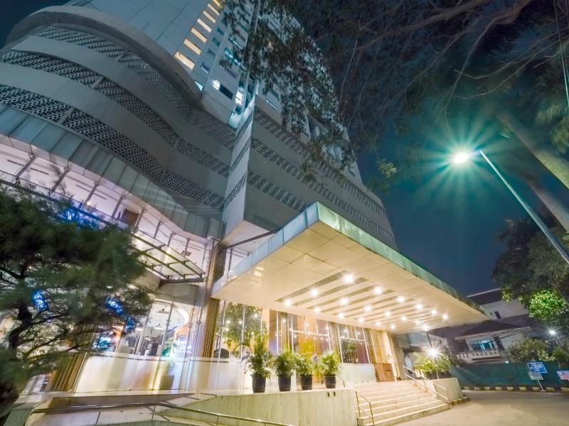 Aston Pluit Hotel & Residence image