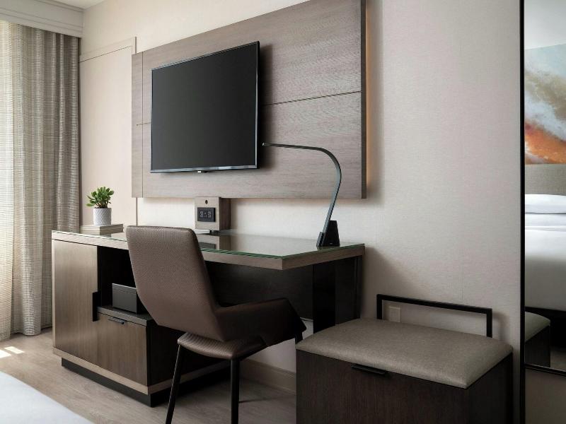 Torrance Marriott Redondo Beach image
