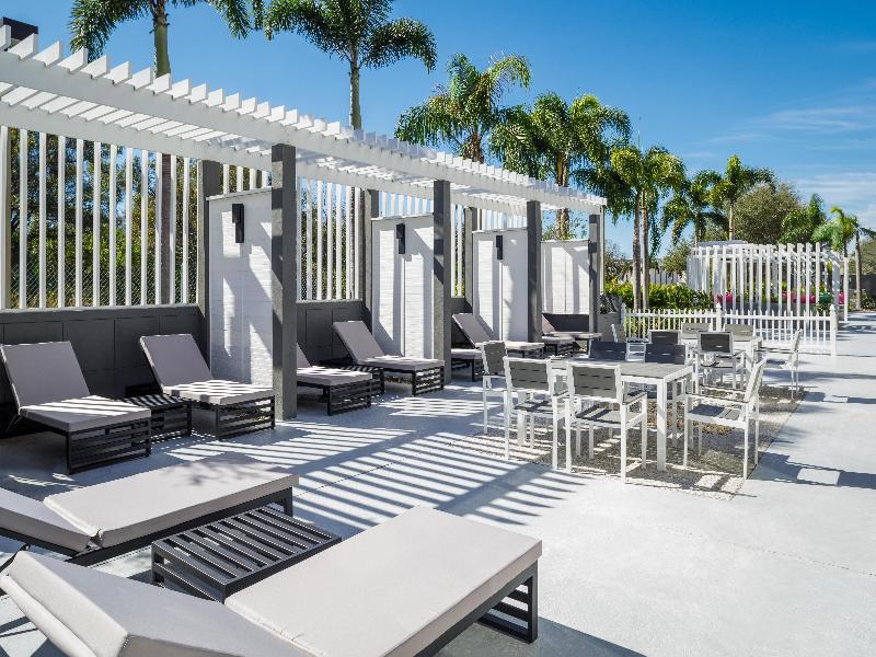 DoubleTree by Hilton Sarasota Bradenton Airport image