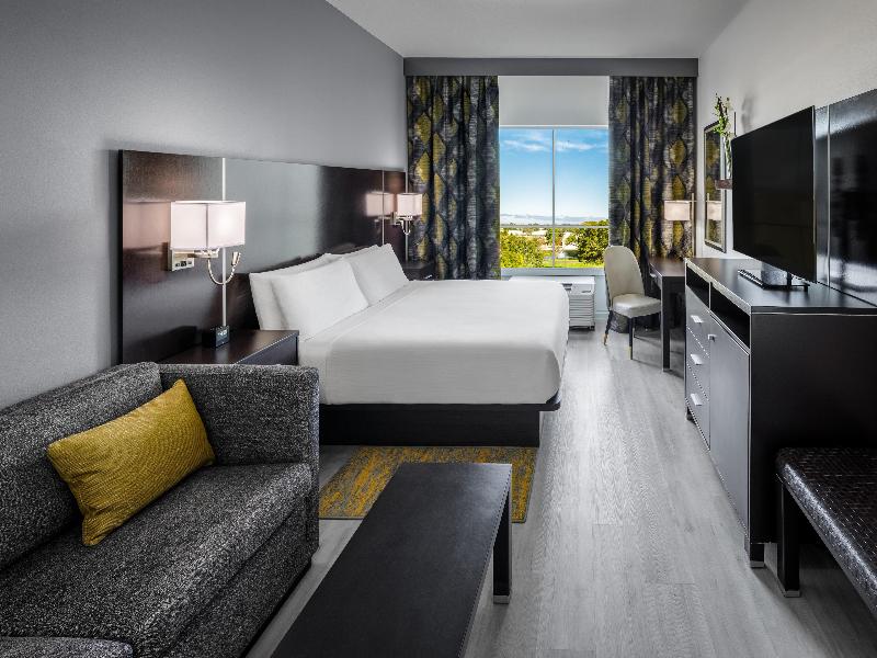 DoubleTree by Hilton Sarasota Bradenton Airport image