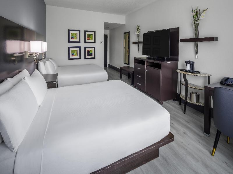 DoubleTree by Hilton Sarasota Bradenton Airport image